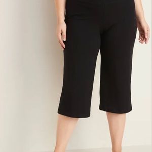 Old Navy Active Crop Leggings